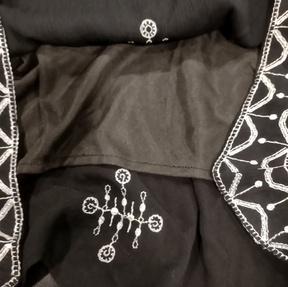 Black Boho Sharkbite Hem Skirt - Picture 2 of 5